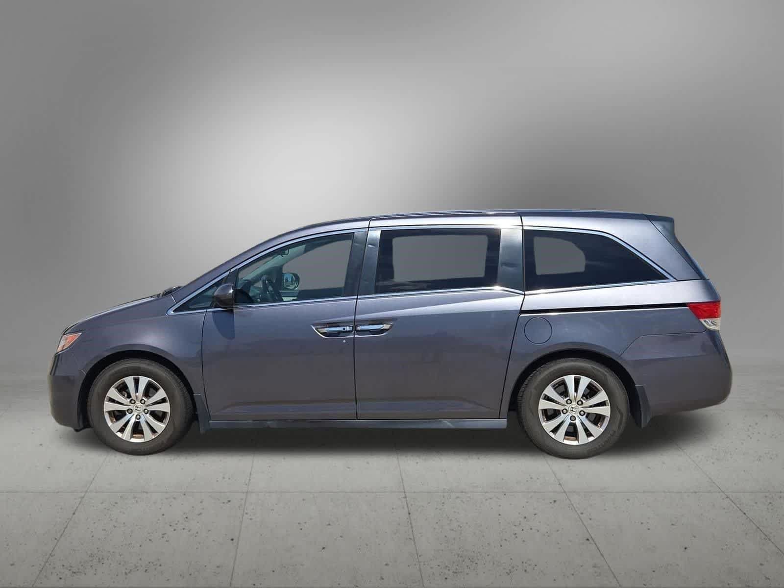 Used 2016 Honda Odyssey SE image 3
