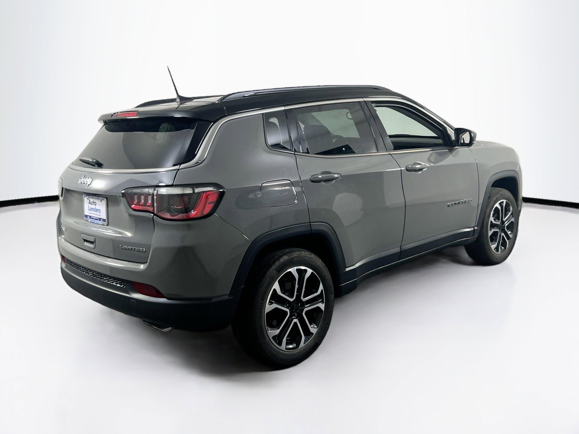 Used 2022 Jeep Compass Limited AWD/4WD image 5