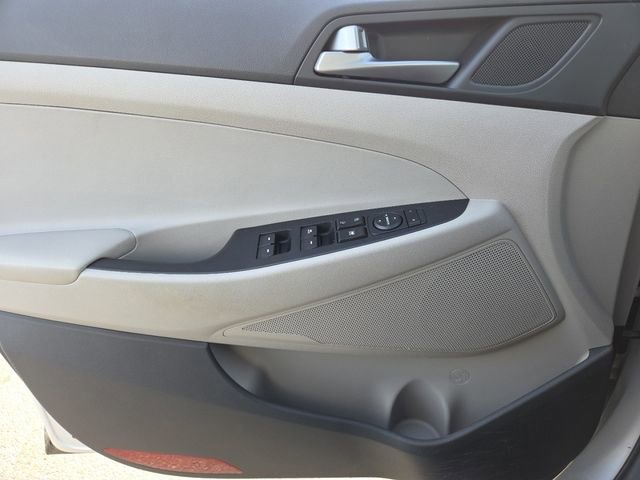 Used 2017 Hyundai Tucson Sport image 31