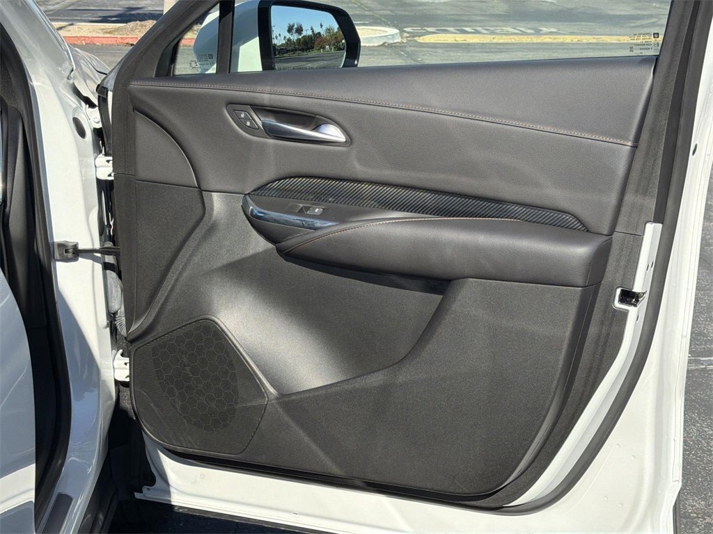 Certified 2023 Cadillac XT4 Sport w/ Cold Weather Package image 32