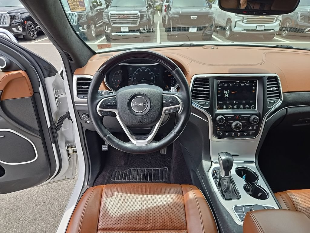 Used 2018 Jeep Grand Cherokee Summit AWD/4WD image 15