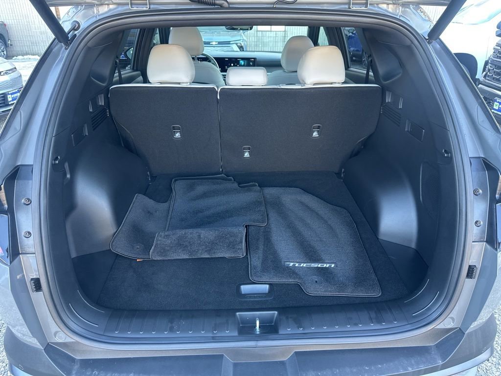 Used 2025 Hyundai Tucson Limited image 20