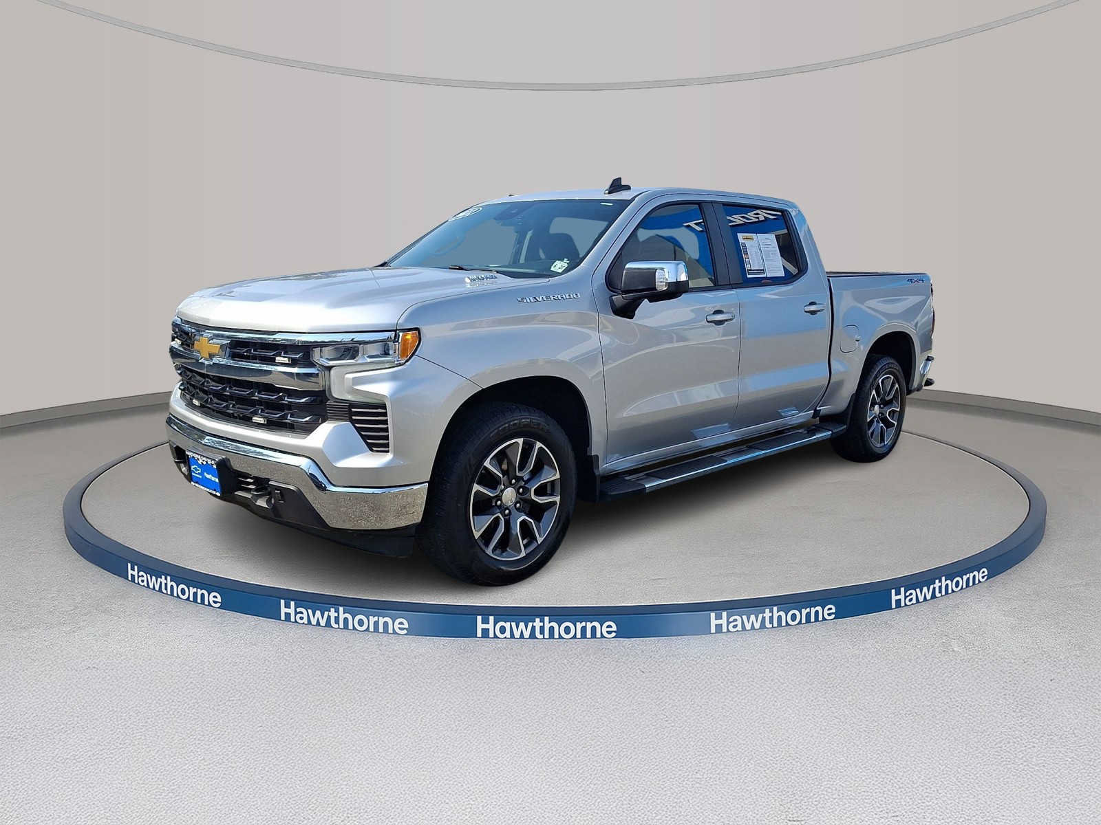 Certified 2022 Chevrolet Silverado 1500 LT w/ Safety Package AWD/4WD image 3