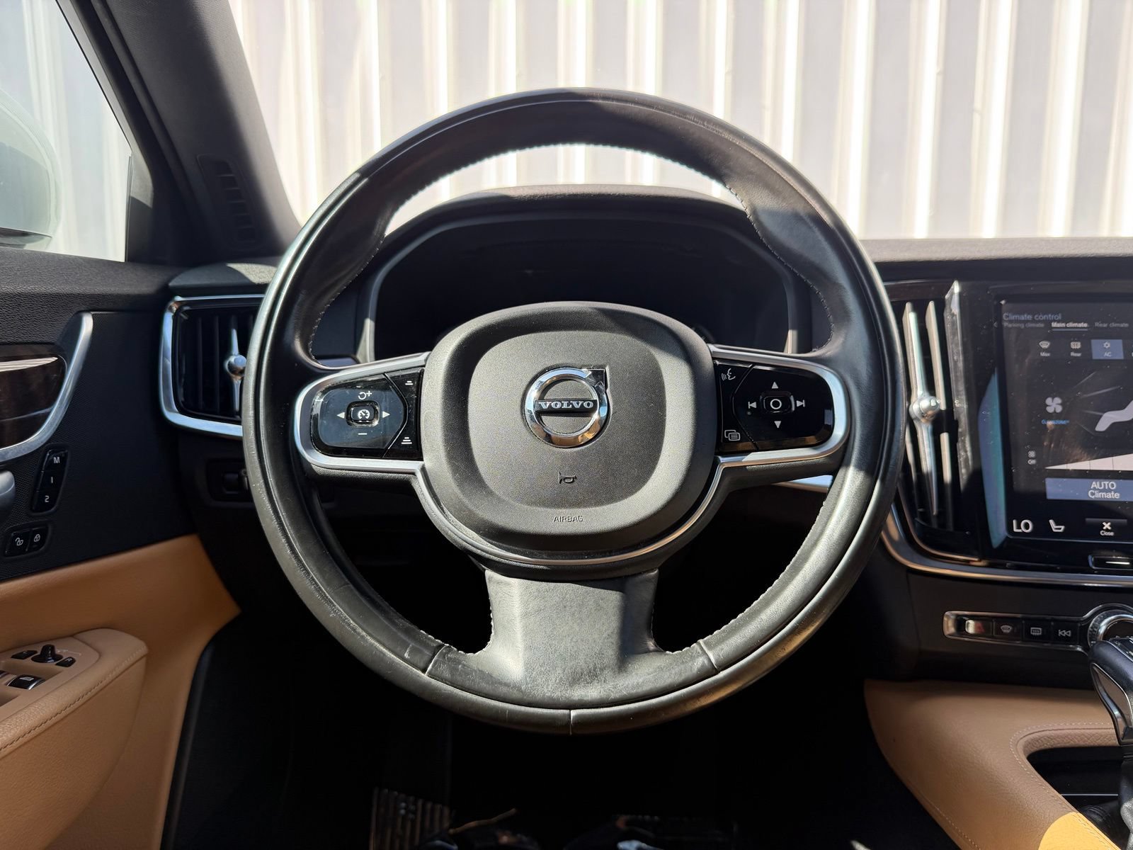 Used 2018 Volvo S90 T5 Momentum w/ Convenience Package AWD/4WD image 14