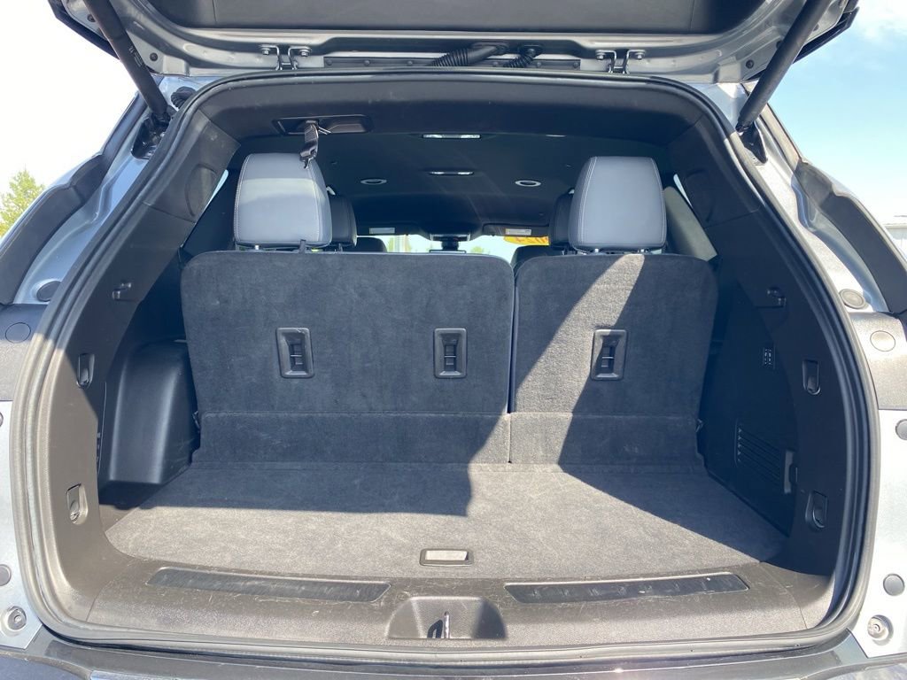 Used 2024 Buick Enclave Premium image 10