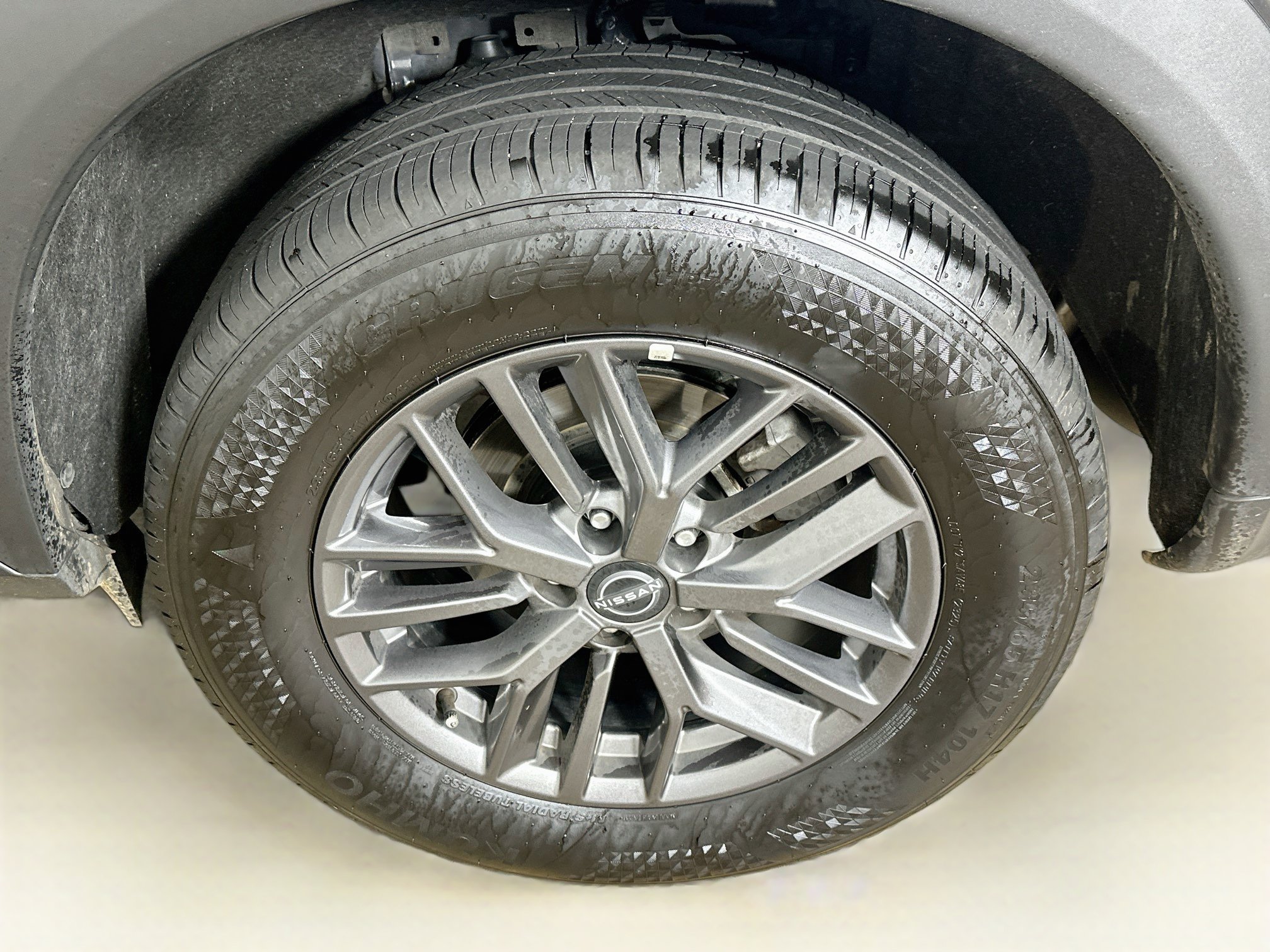 Used 2026 Nissan Rogue SV AWD/4WD image 11