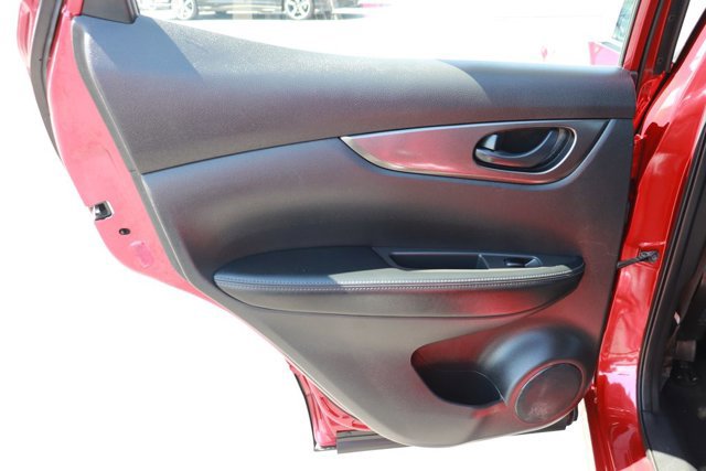 Used 2020 Nissan Rogue Sport S w/ Appearance Package FWD image 12