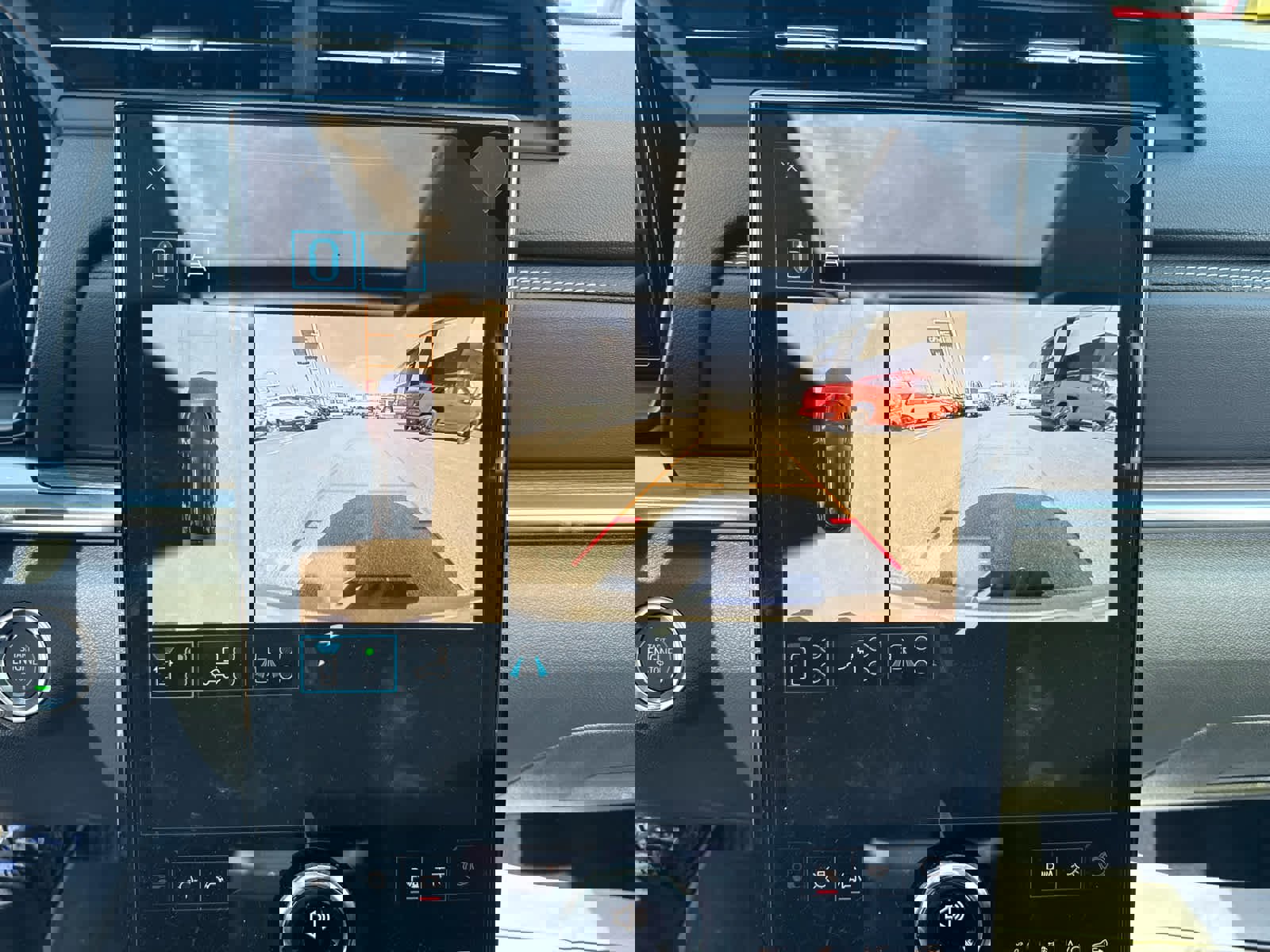 New 2026 GMC Terrain Denali w/ LPO, Black Badging Package AWD/4WD image 21