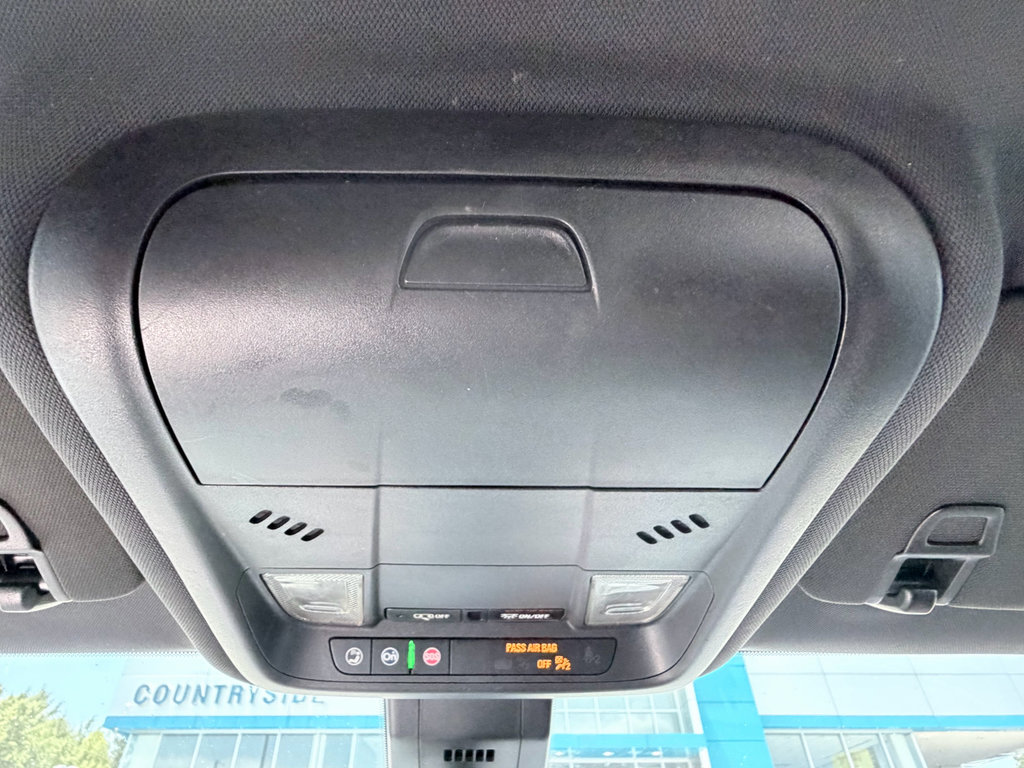 Used 2023 Chevrolet Equinox RS FWD image 16