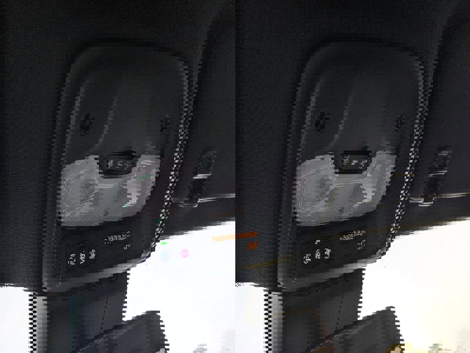 Used 2025 Chevrolet Colorado W/T image 21