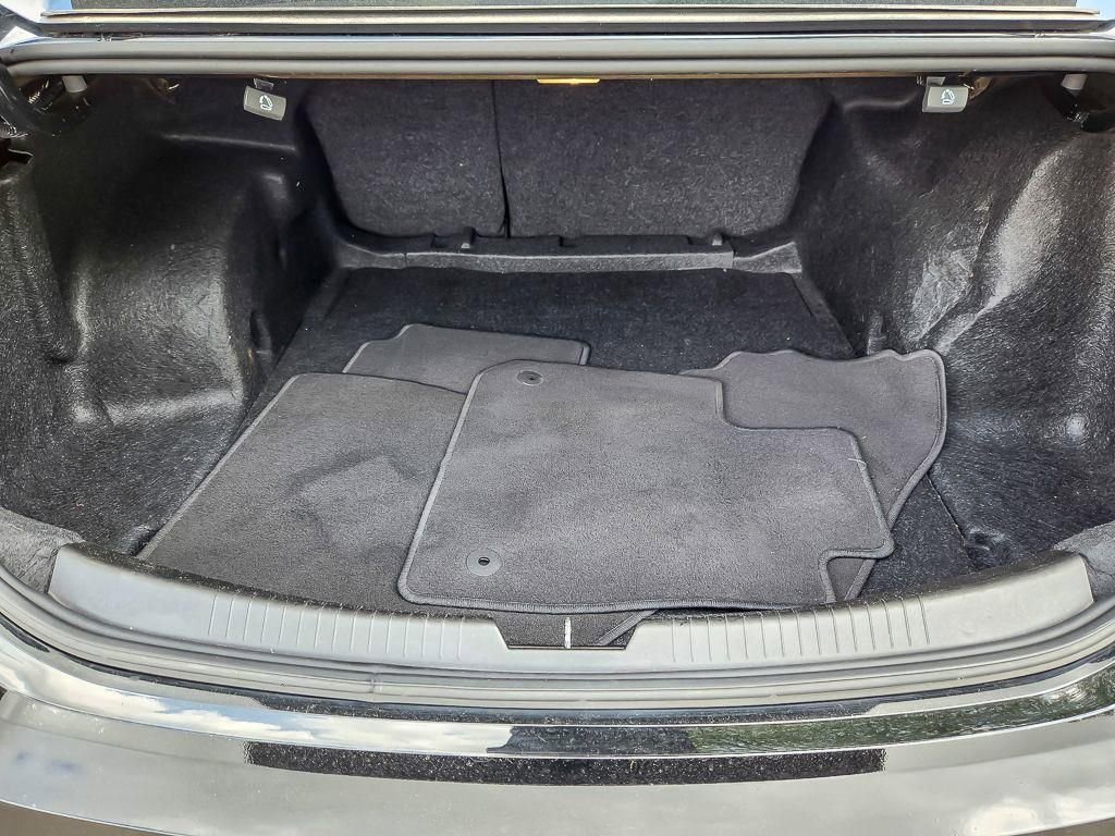 Used 2022 Chevrolet Malibu LT FWD image 18