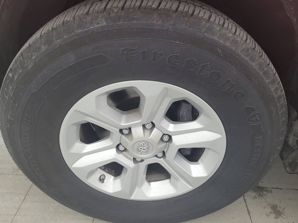 Used 2019 Toyota 4Runner SR5 image 31