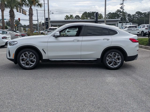 Used 2024 BMW X4 xDrive30i w/ Parking Assistance Package AWD/4WD image 7