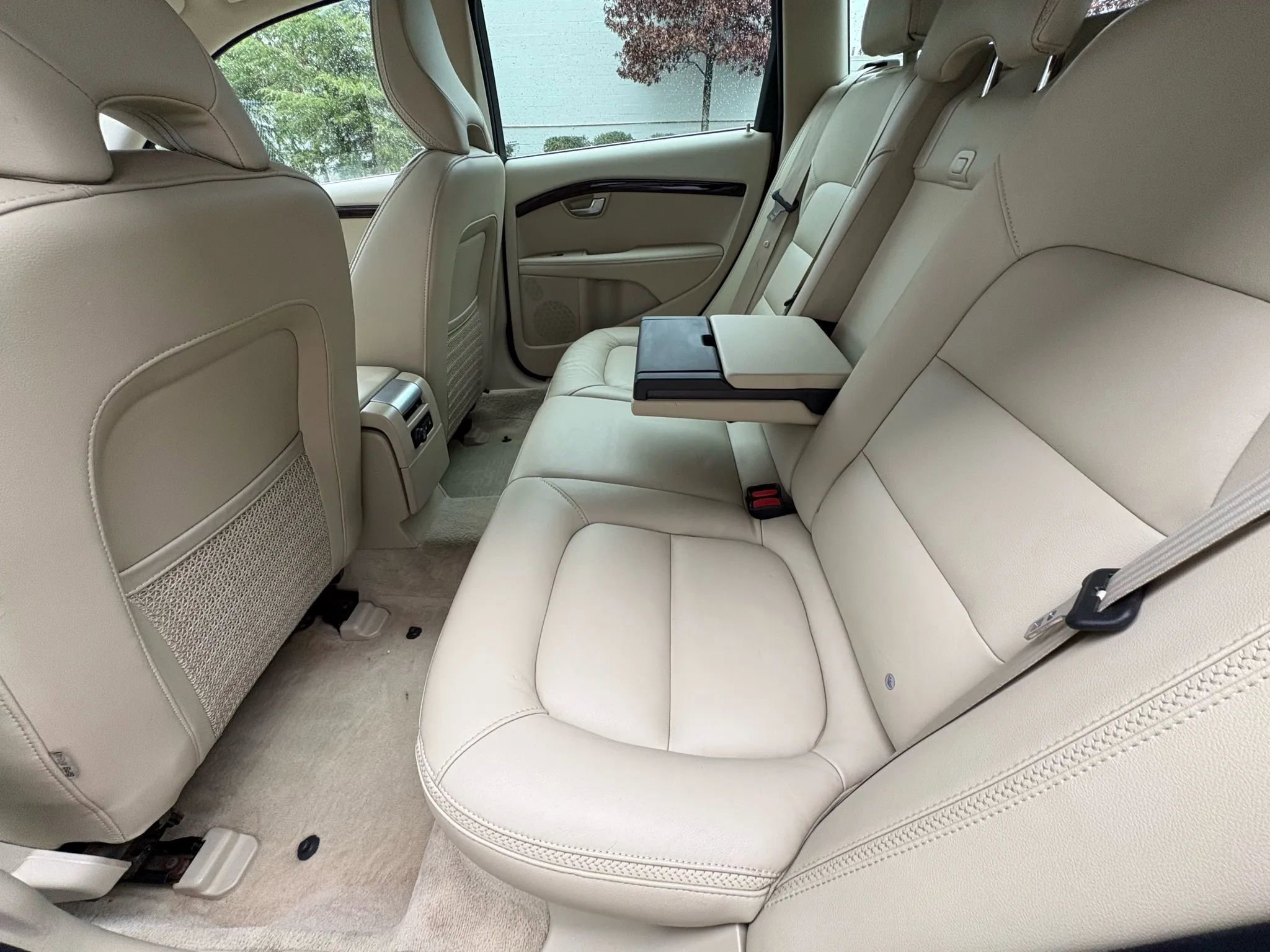 Used 2015 Volvo XC70 3.2 Premier image 22