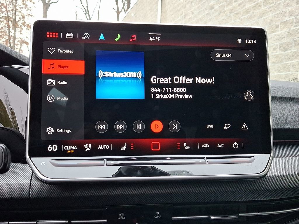 New 2025 Volkswagen GTI SE FWD image 13