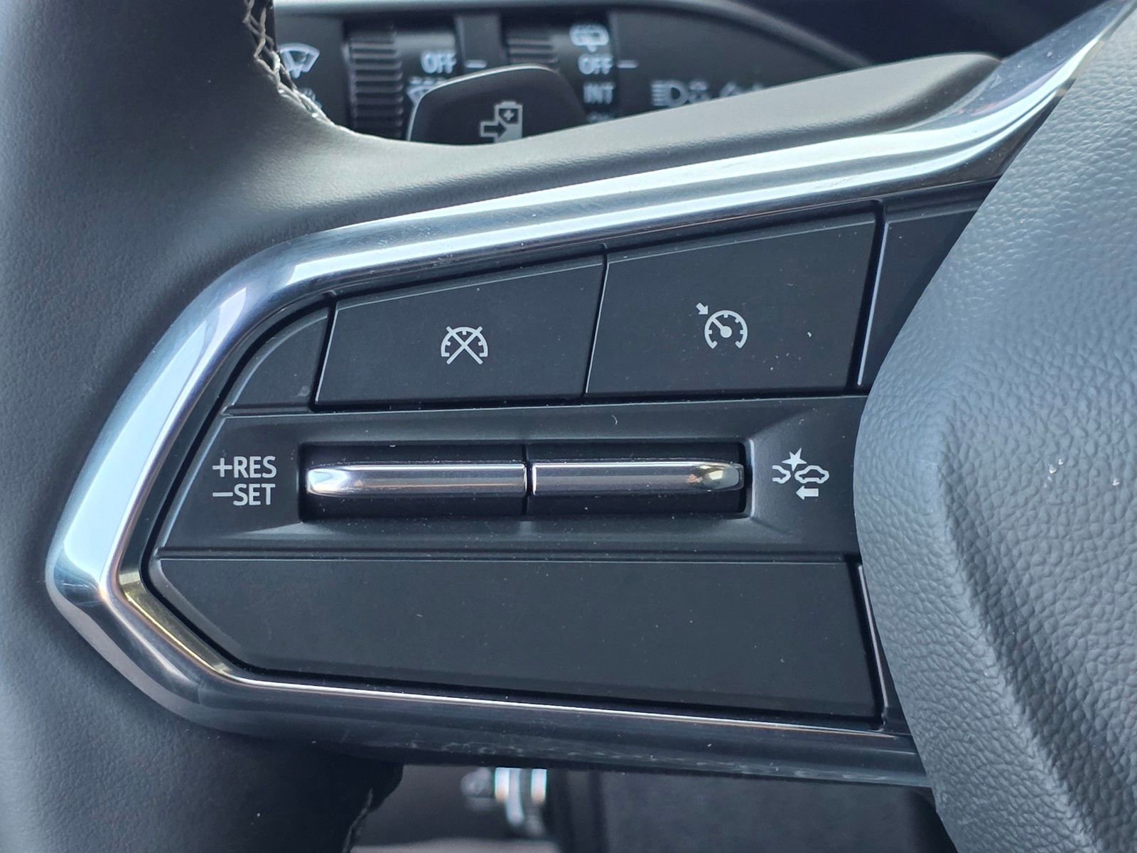 New 2026 Chevrolet Equinox EV LT image 31