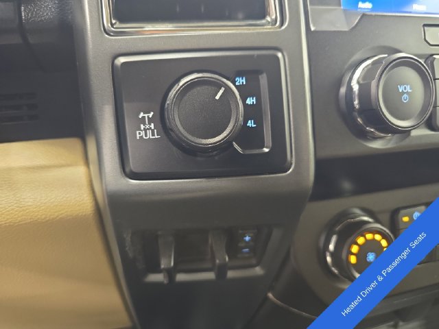Certified 2020 Ford F250 XLT w/ XLT Premium Package AWD/4WD image 30