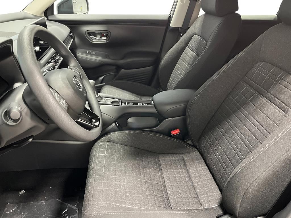 New 2027 Honda HR-V LX image 13
