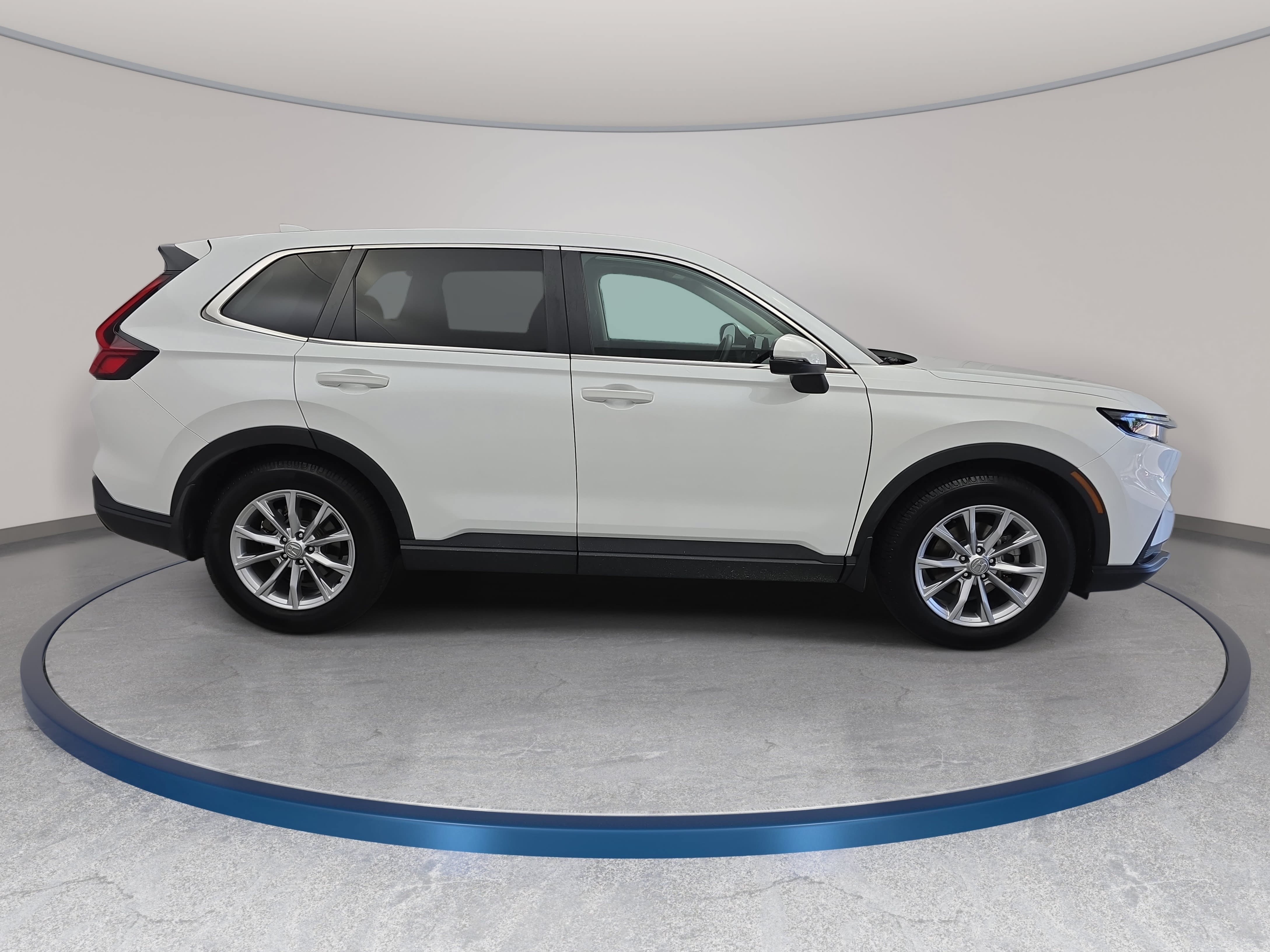 Used 2024 Honda CR-V EX image 4