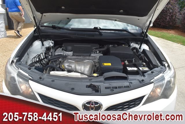 Used 2014 Toyota Camry SE FWD image 35