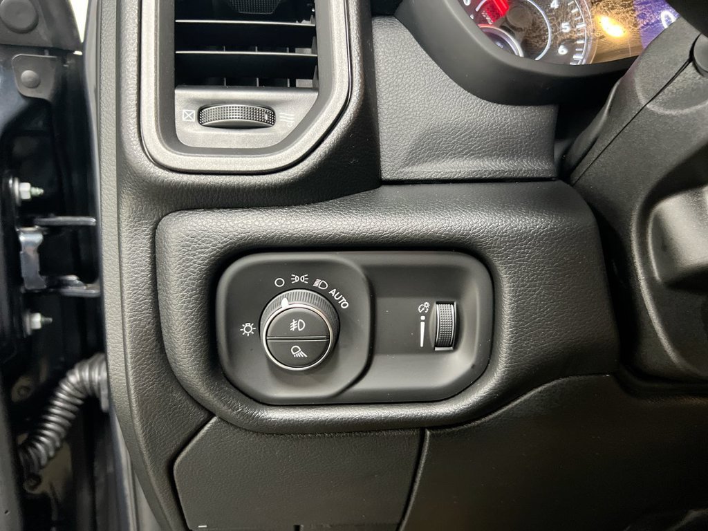 Used 2026 RAM 2500 Tradesman AWD/4WD image 19