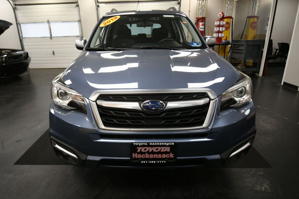Used 2018 Subaru Forester 2.5i Touring w/ 50th Anniversary Edition AWD/4WD image 3