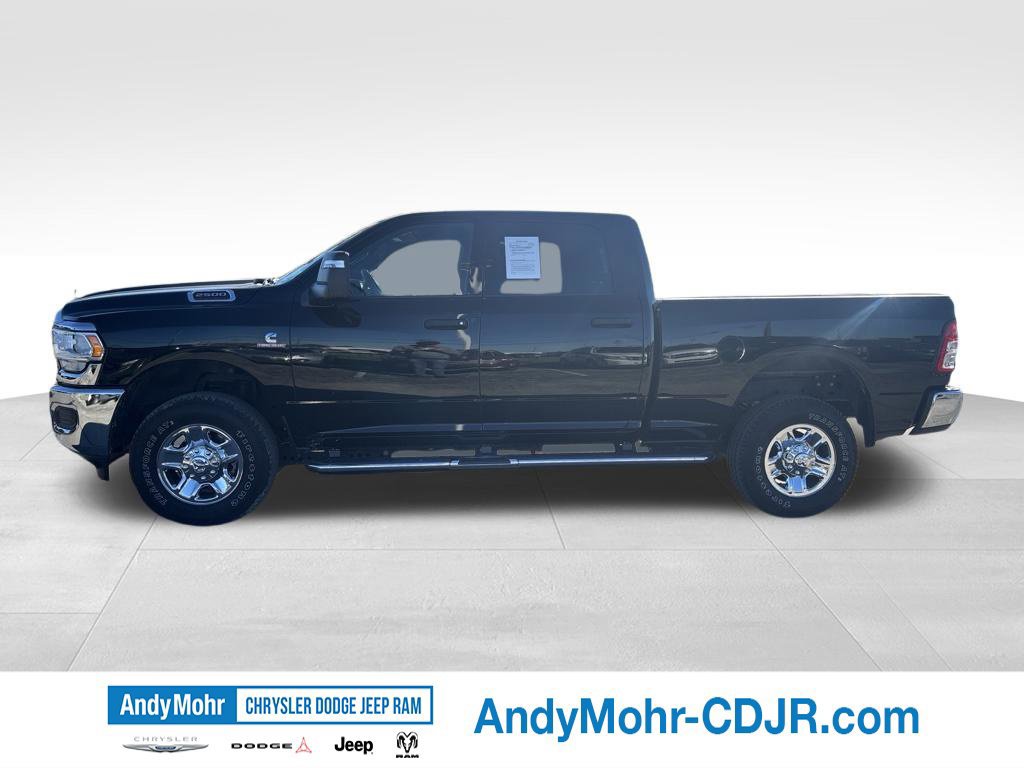 Used 2024 RAM 2500 Tradesman w/ Chrome Appearance Group AWD/4WD image 4