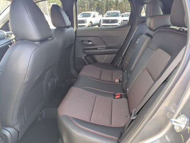 New 2026 Nissan Kicks SR w/ Cold Weather Package image 13