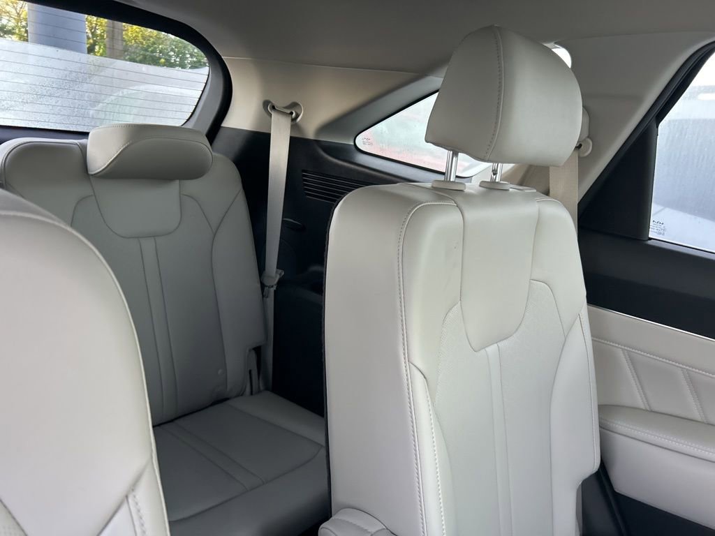 Used 2023 Kia Sorento SX AWD/4WD image 11