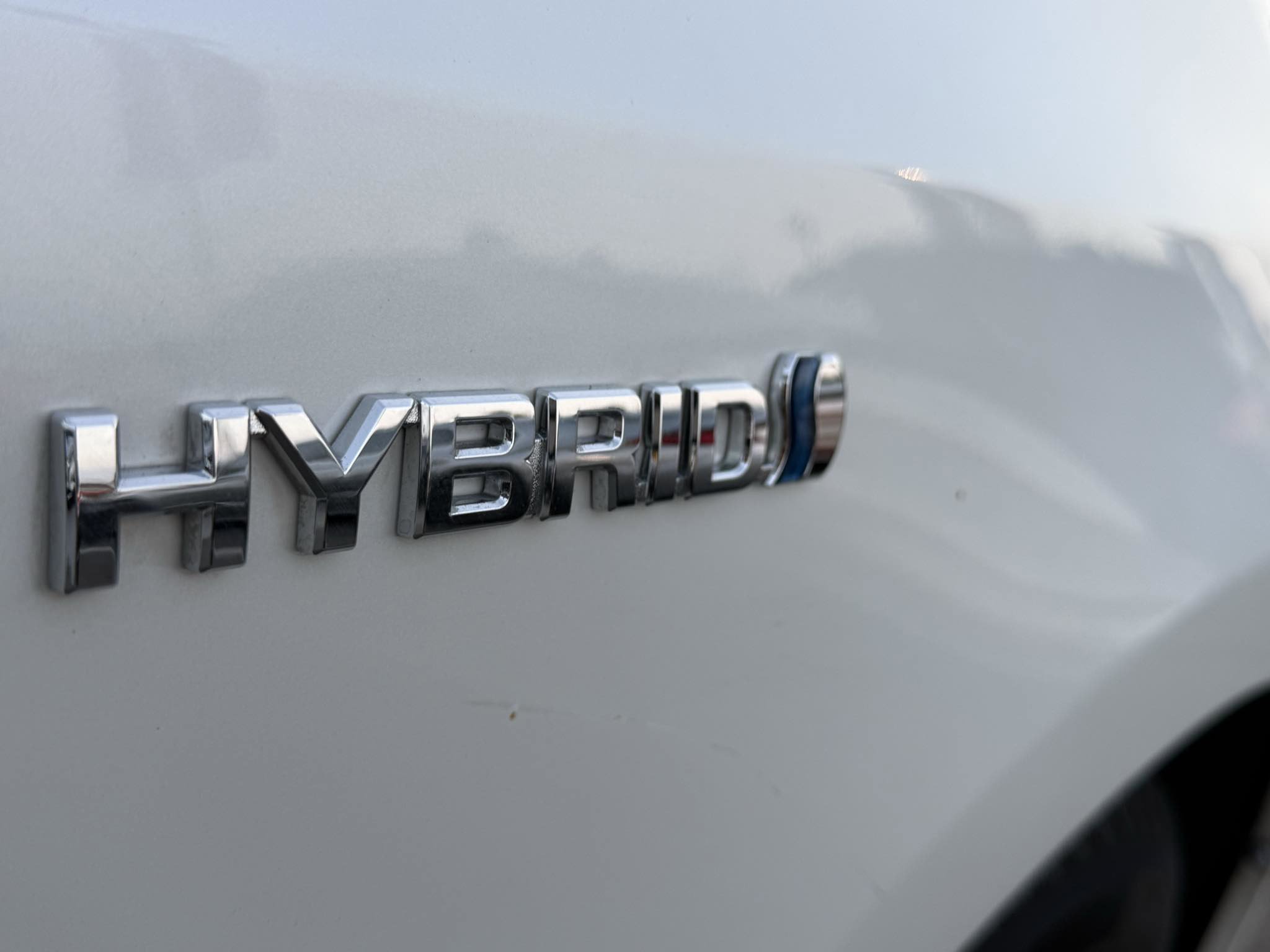 Used 2014 Toyota Prius V Two FWD image 9