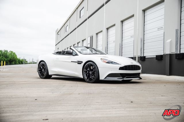 Used 2016 Aston Martin Vanquish Volante RWD image 67