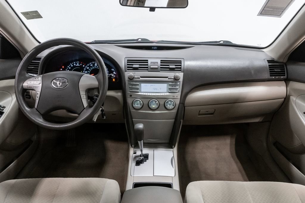 Used 2009 Toyota Camry LE FWD image 21