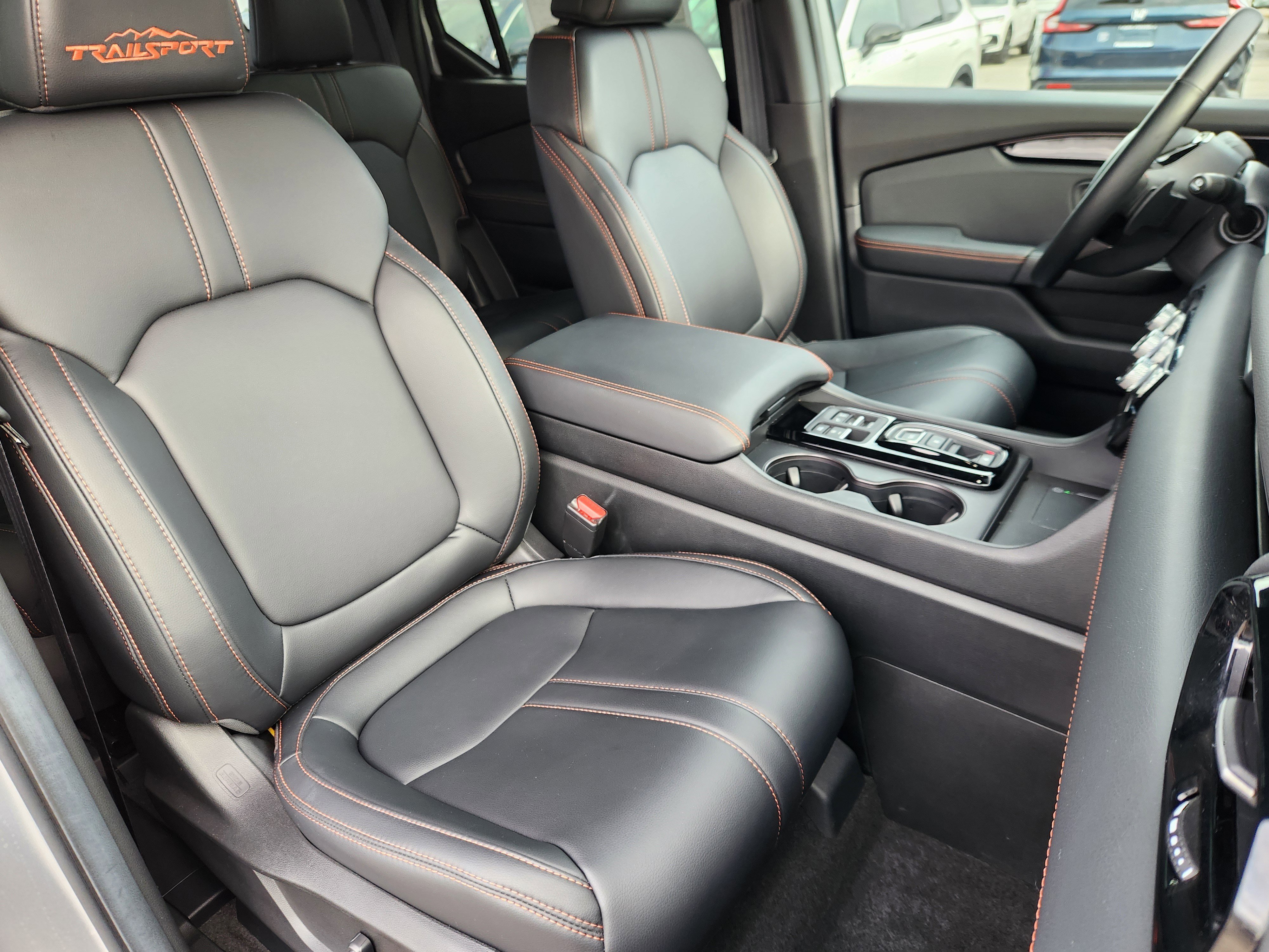 Certified 2025 Honda Pilot TrailSport image 14