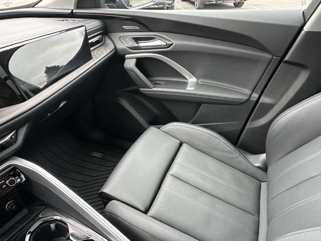 Certified 2025 Audi Q5 Premium w/ Premium Plus AWD/4WD image 35