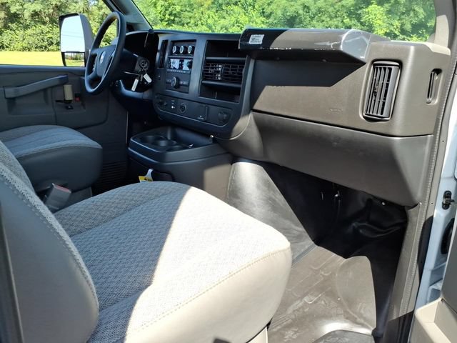 New 2026 Chevrolet Express 3500 w/ Power Convenience Package RWD image 9