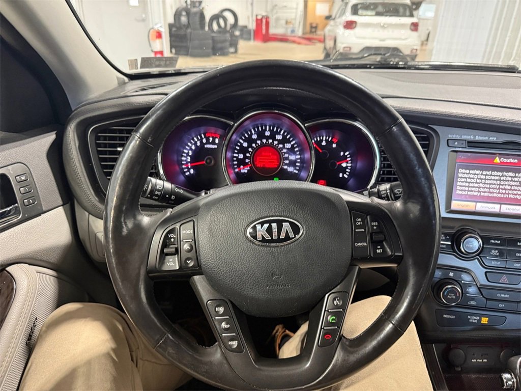 Used 2013 Kia Optima EX w/ Premium Pkg image 12