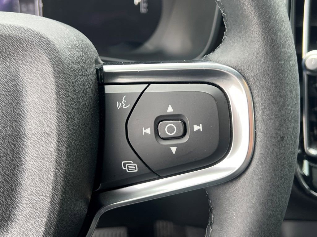 Certified 2023 Volvo C40 P8 Recharge Ultimate image 26