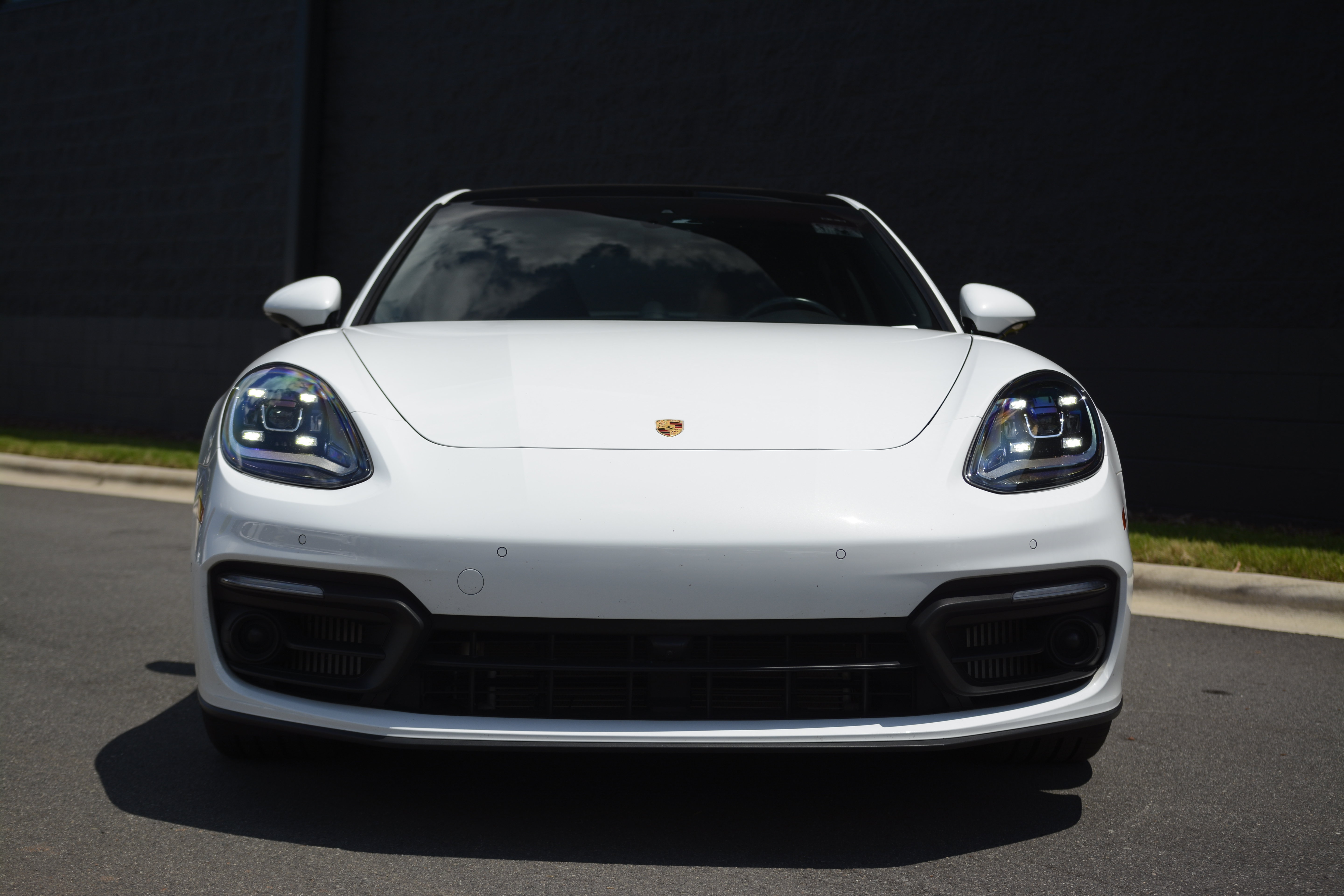 Certified 2023 Porsche Panamera Platinum Edition RWD image 10