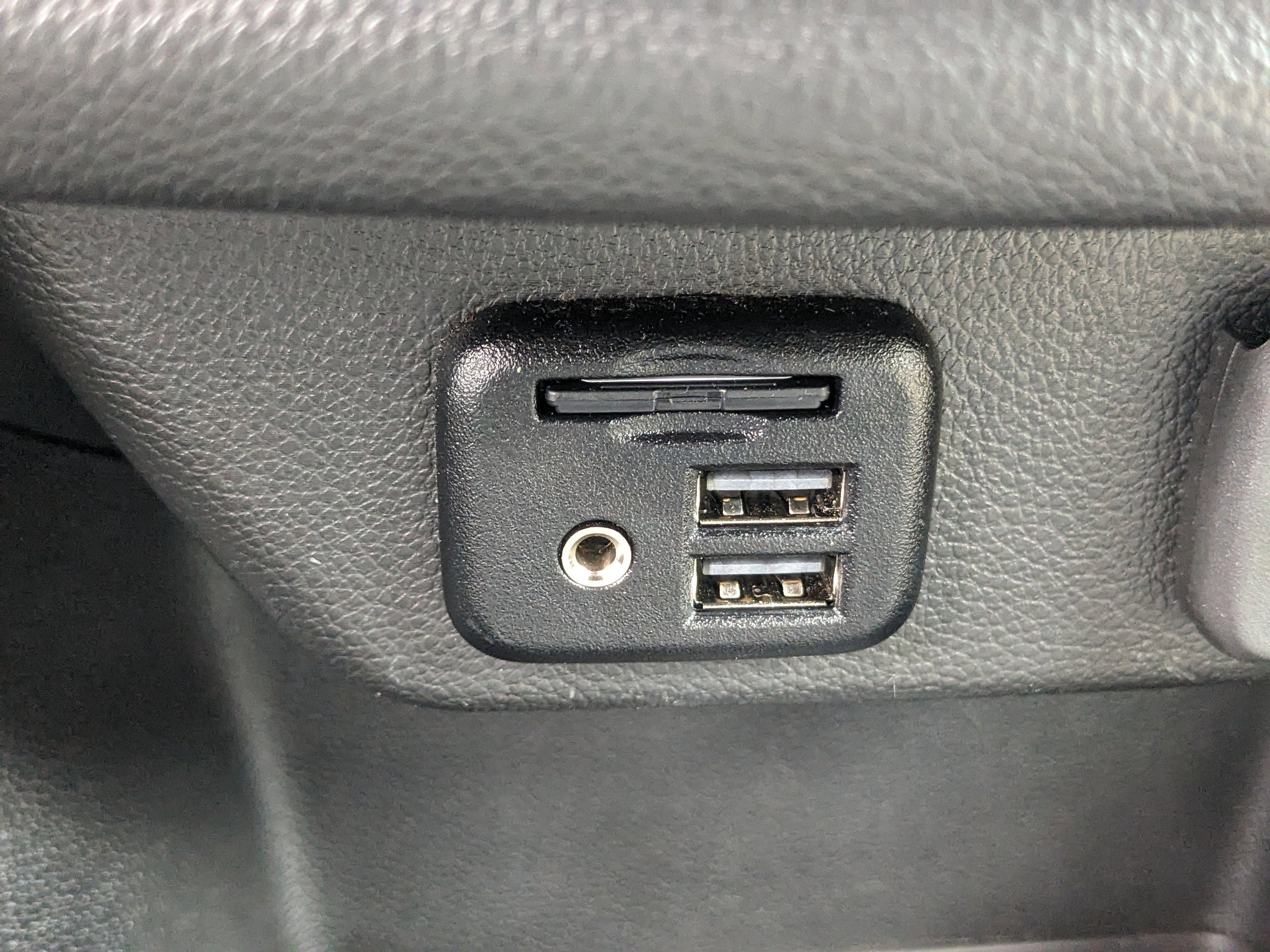 Used 2023 Chevrolet Traverse LT w/ LT Premium Package image 26