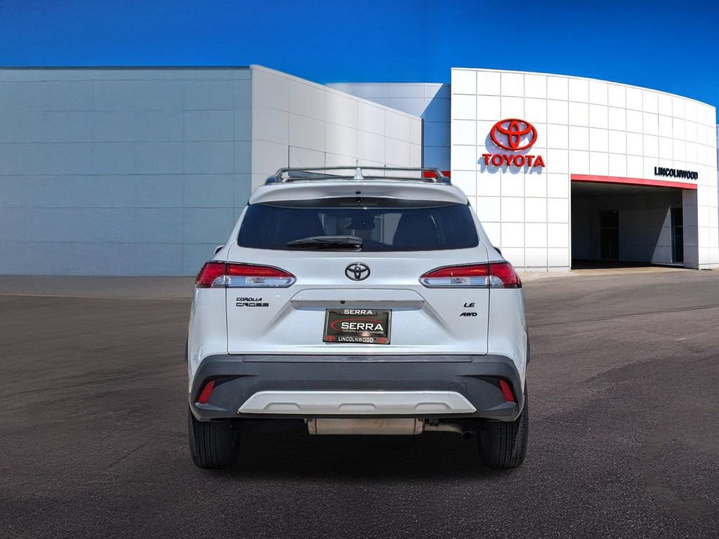 Used 2022 Toyota Corolla Cross LE w/ Black Badges Package (TMS) AWD/4WD image 11