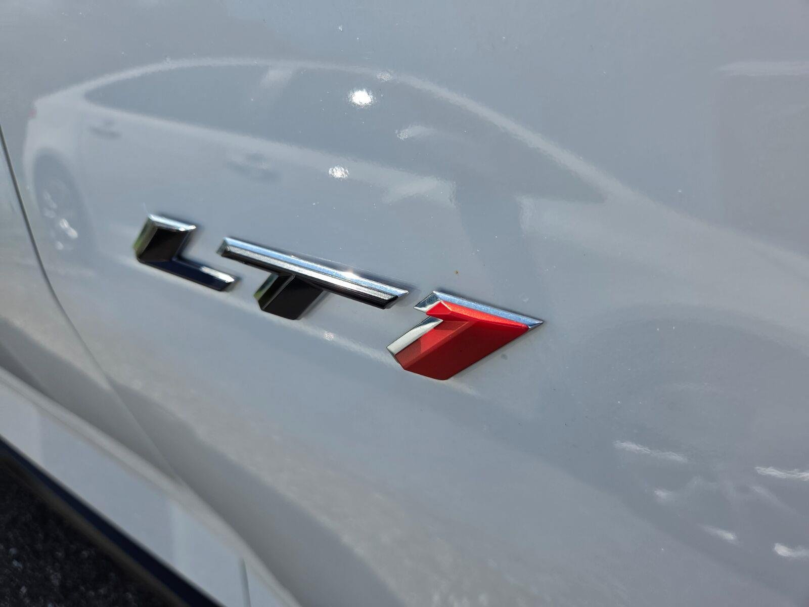 Used 2022 Chevrolet Camaro LT w/ RS Package RWD image 5