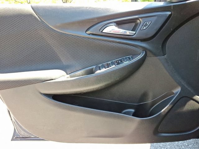 Used 2022 Chevrolet Malibu LT FWD image 12