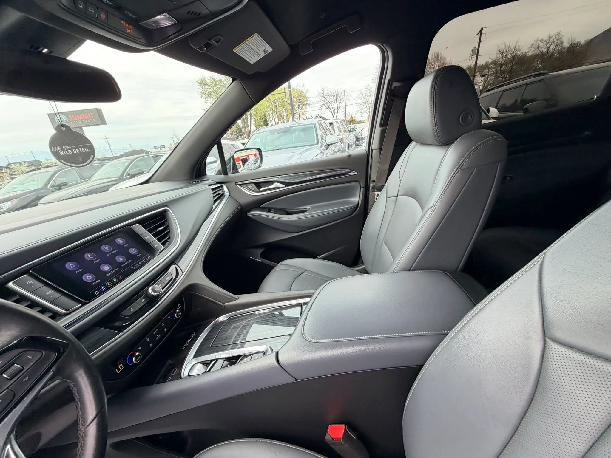 Used 2024 Buick Enclave Essence w/ Sport Touring Edition image 12