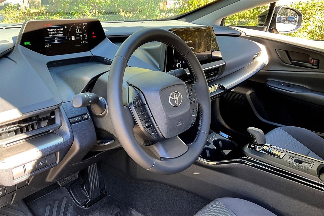Used 2026 Toyota Prius LE image 14