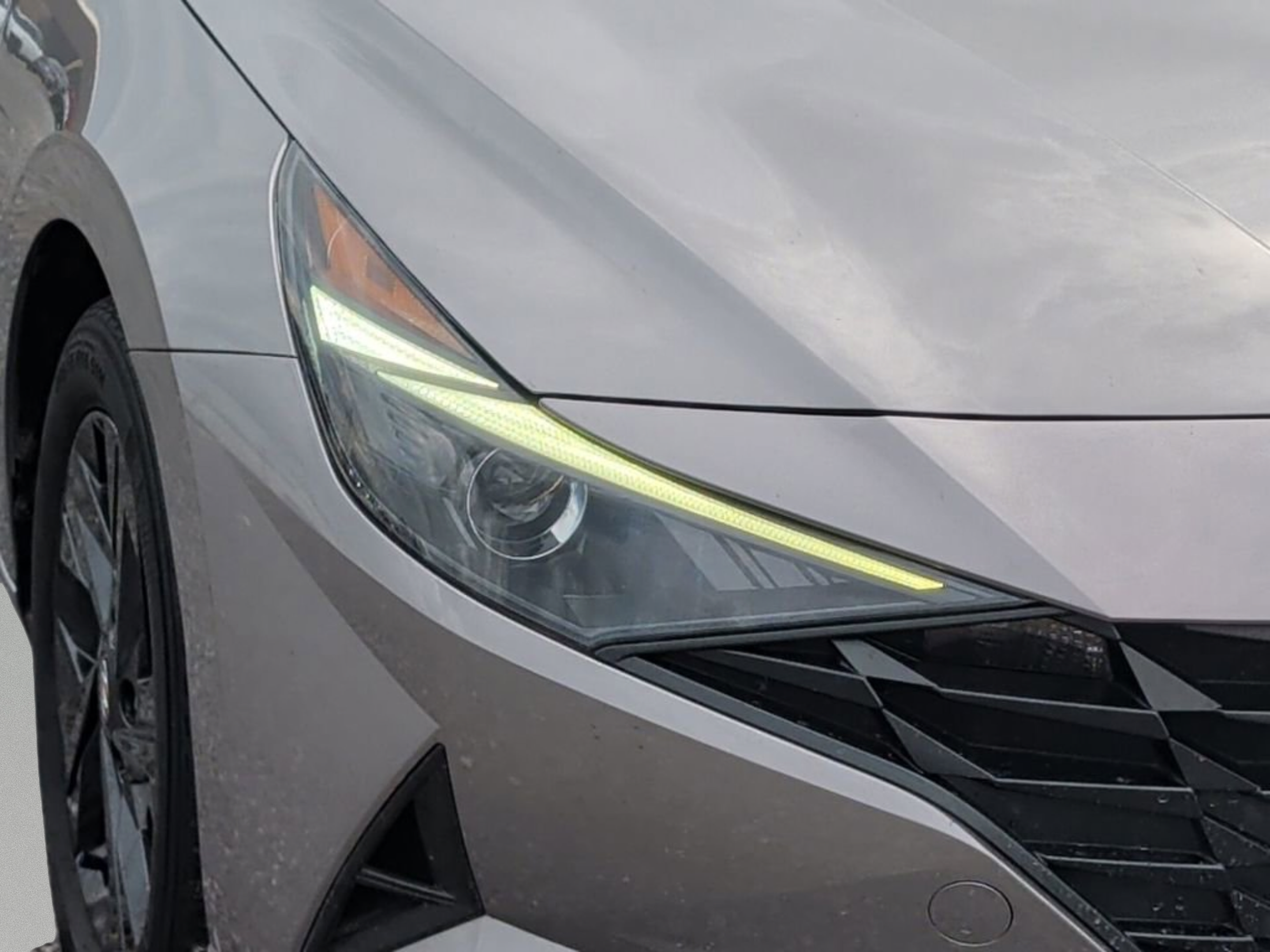 Used 2023 Hyundai Elantra SEL w/ Preferred Accessory Package FWD image 36