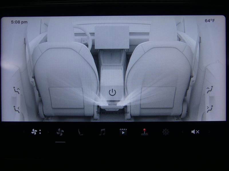 Used 2026 Tesla Model Y Long Range RWD image 21
