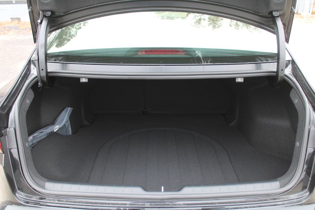 New 2025 Kia K4 GT-Line image 10