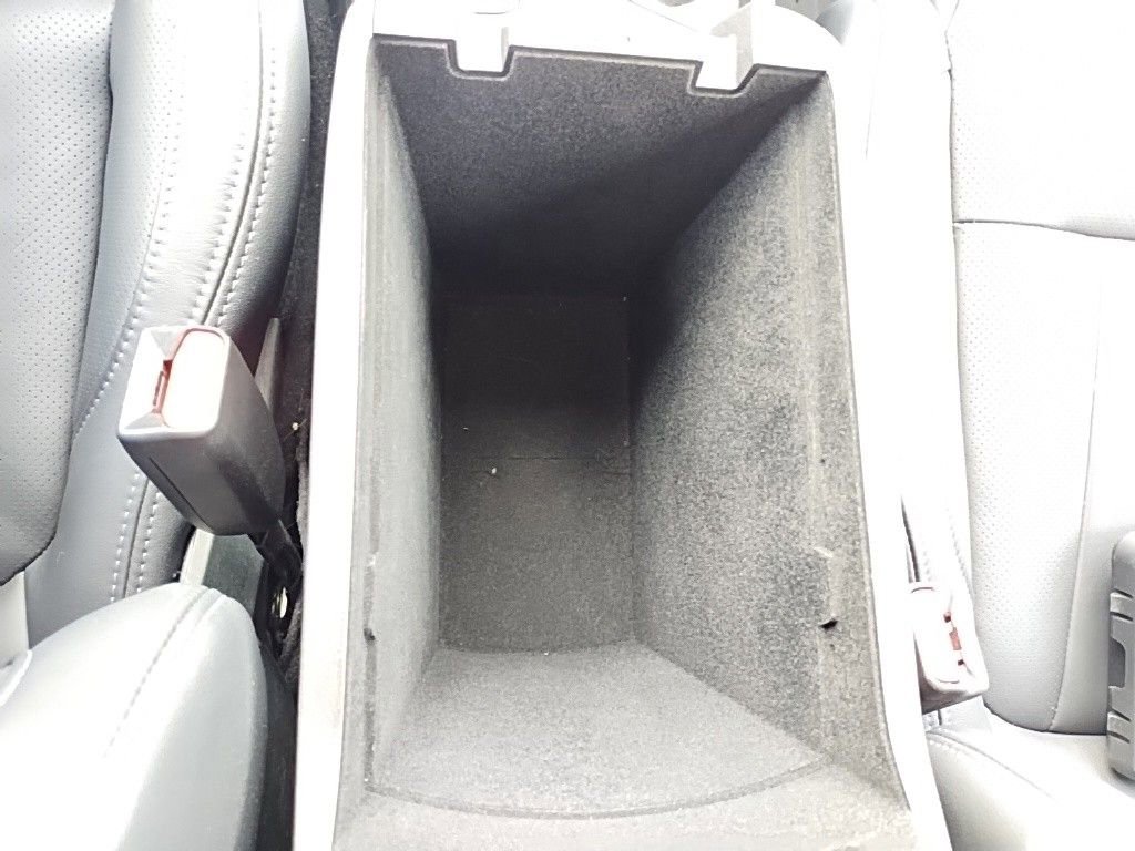 Used 2025 Subaru Ascent Limited image 33