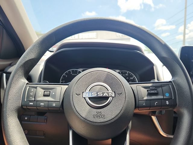 Used 2023 Nissan Rogue SV FWD image 18