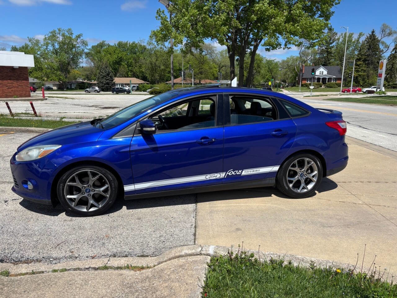 Used 2014 Ford Focus SE w/ Equipment Group 201A FWD image 10